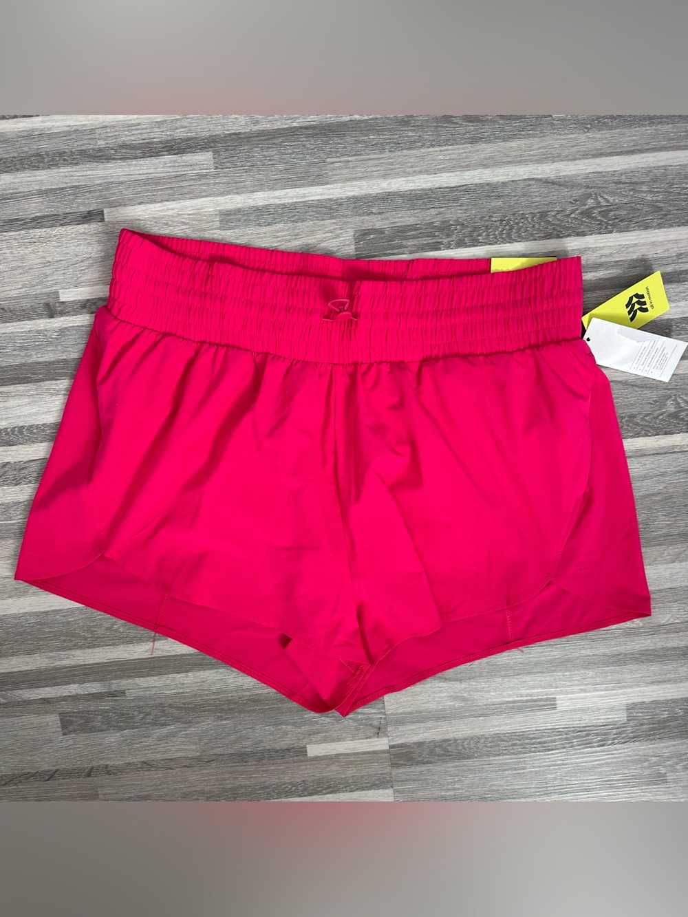 All In Motion Athletic Shorts Women's High-Rise — Fuchsia Pink — NWT Size XL